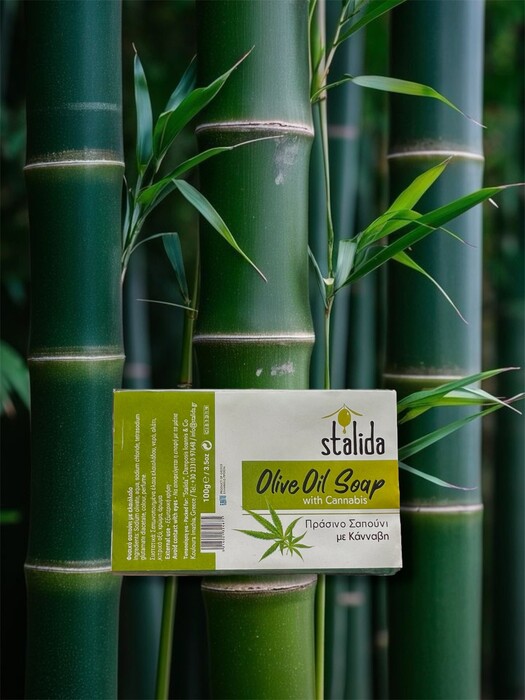 Grüne Seife mit Cannabis